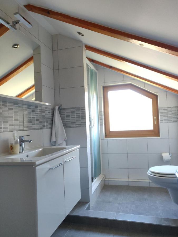 Guest House Maslina Vinišće Eksteriør billede